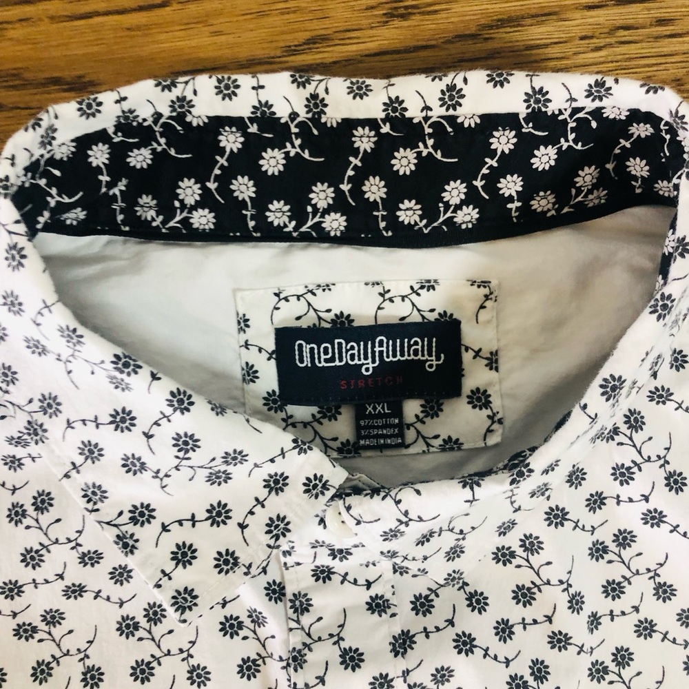 Men's Black and White Floral Shirt